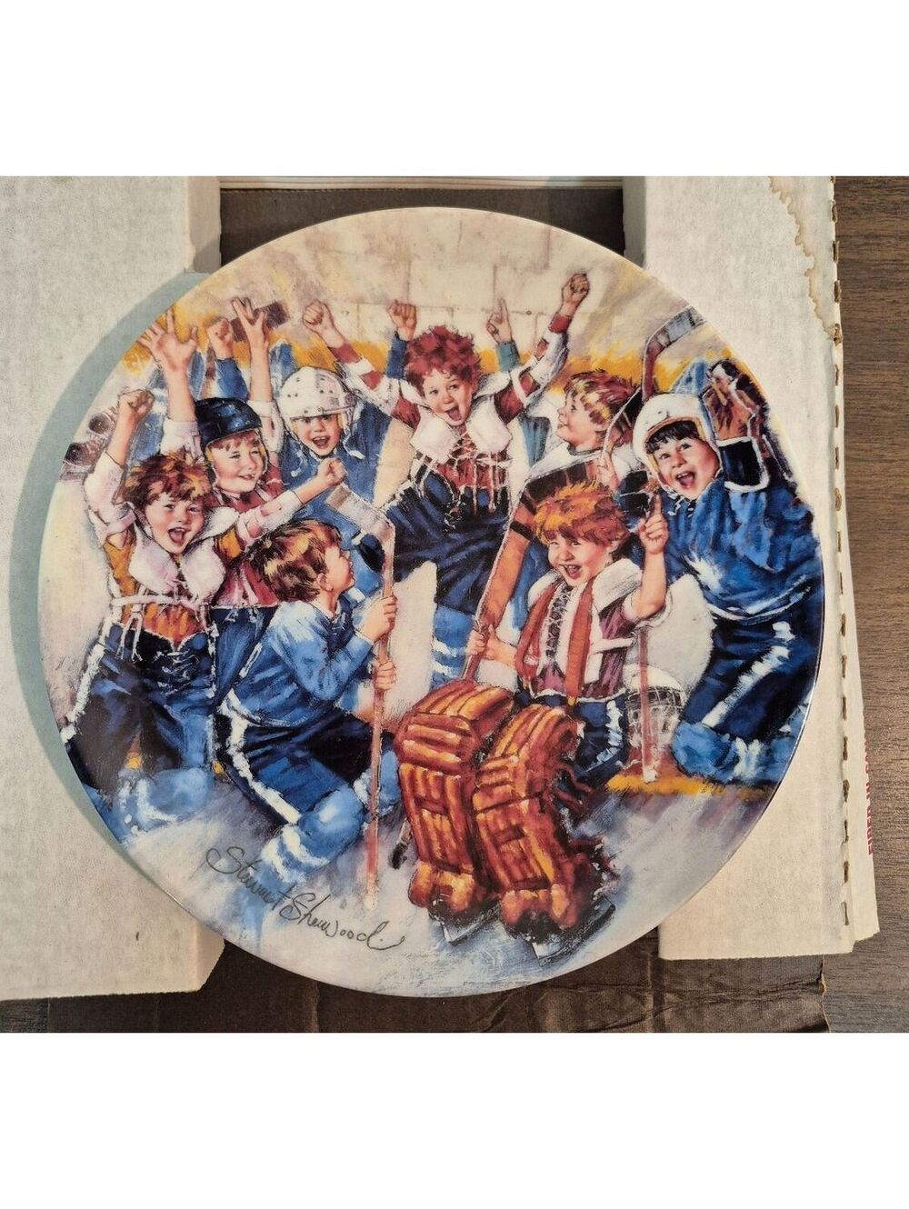 Bradex Victory Celebration Collectible Plate by Stewart Sherwood 1991